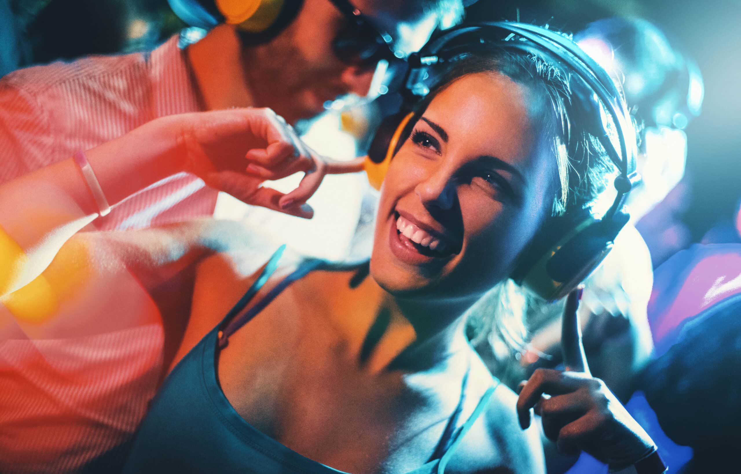 Top 14 Reasons Why Corporate Events Should Book a Silent Headphone Disco